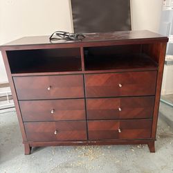 Solid Wood Dresser 