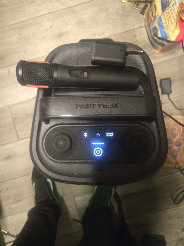 Jbl Party Box Club 120 With Jbl Bluetooth Microphone