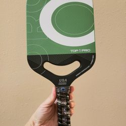 Super Lightweight Edgeless Pickleball Paddle 8.5oz - Brand New