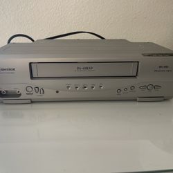 Emerson VCR Player EWV404 Works