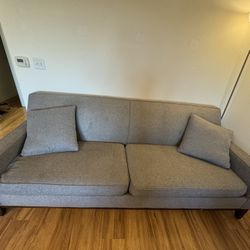 Free Couch 