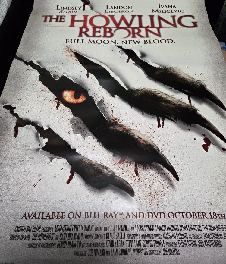 Poster The Howling Reborn Movie Poster