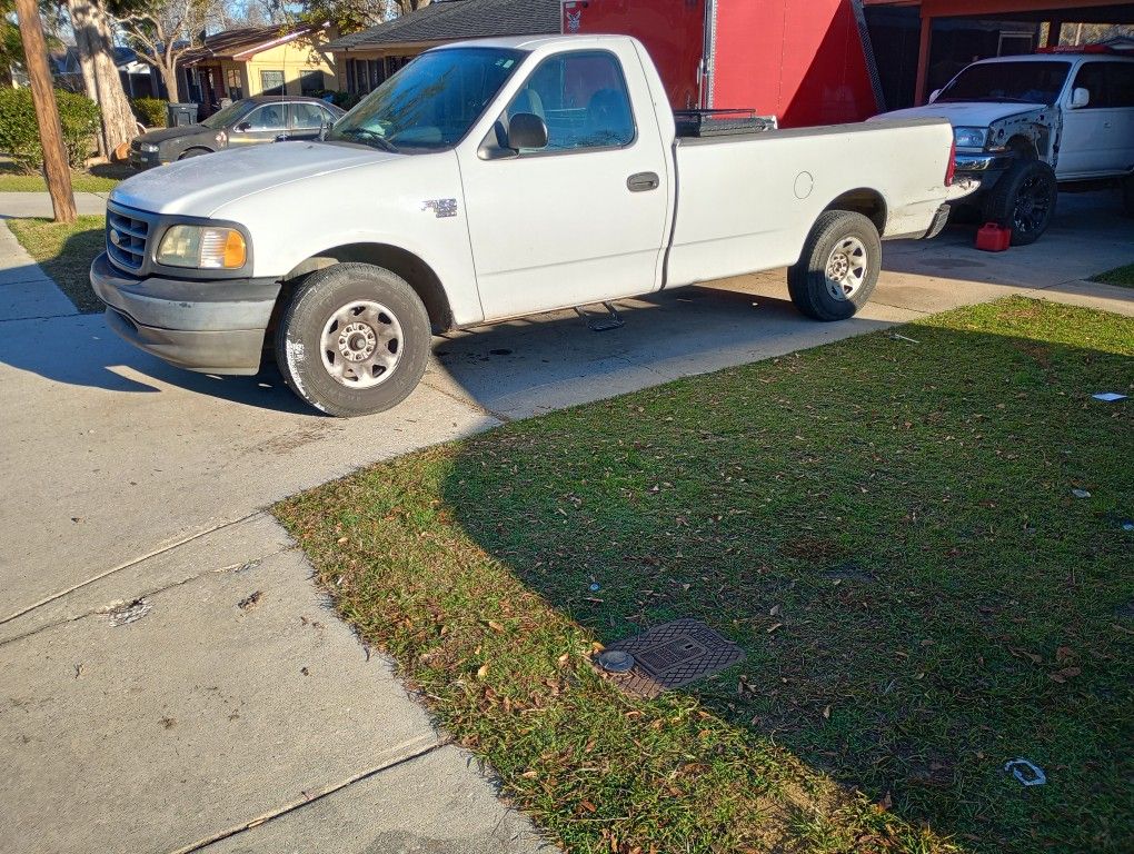 2003 Ford F150 Single Cab