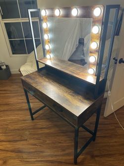 Vanity Set