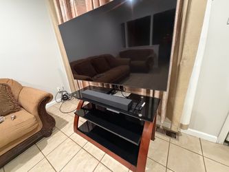 Tv Samsung like new used little 55 inches