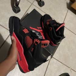 Jordan 4 red thunder, can trade only shoes!!!