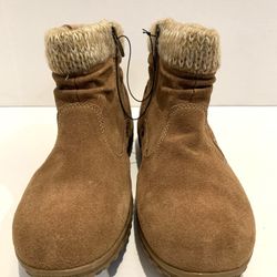 “NEW” Khombu Laura All Weather Leather Ankle Boot, Chestnut, Size 10
