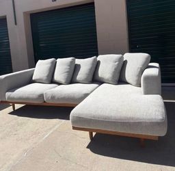 West Elm down feather sectional couch 🛻 delivery available🛻