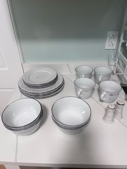 Pfaltzgraff Rustic Dinnerware