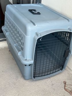 Medium Heavy Duty Dog Crate / Travel Kennel