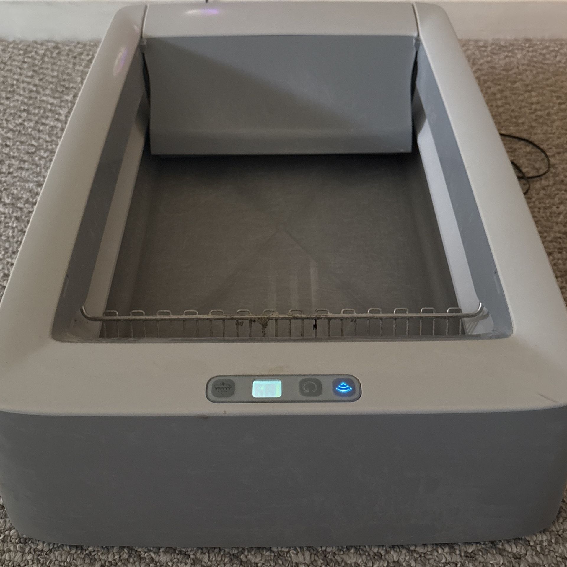 Self Cleaning Litter Box