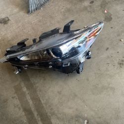 Left Headlight