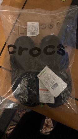 Crocs Classic Clogs Black New in Bag