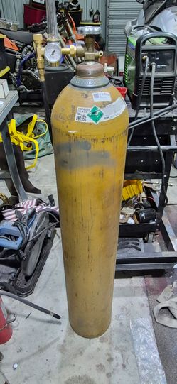 244cf 75/25 mix welding tank 3/4 full