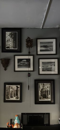 6 BEAUTIFUL BLACK AND WHITE FRAMED PRINTS