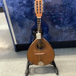 Casa Chavez Spanish Guitar Mandolina