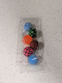 6, z1 inch bouncy balls