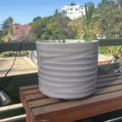 Glazed Ceramic Plant Pot / Planter