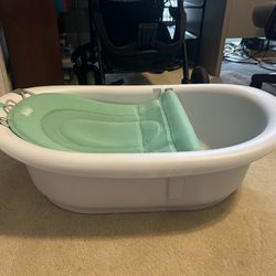 Frida Baby Bath Tub