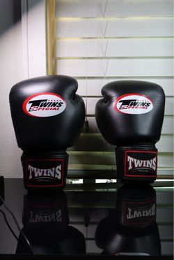 Twins Special Thai Authentic Black Leather Boxing Gloves