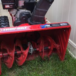 Troy-bilt Snowblower