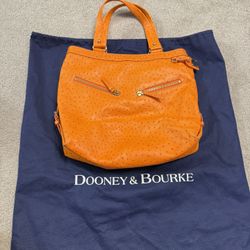 Dooney & Bourke bag