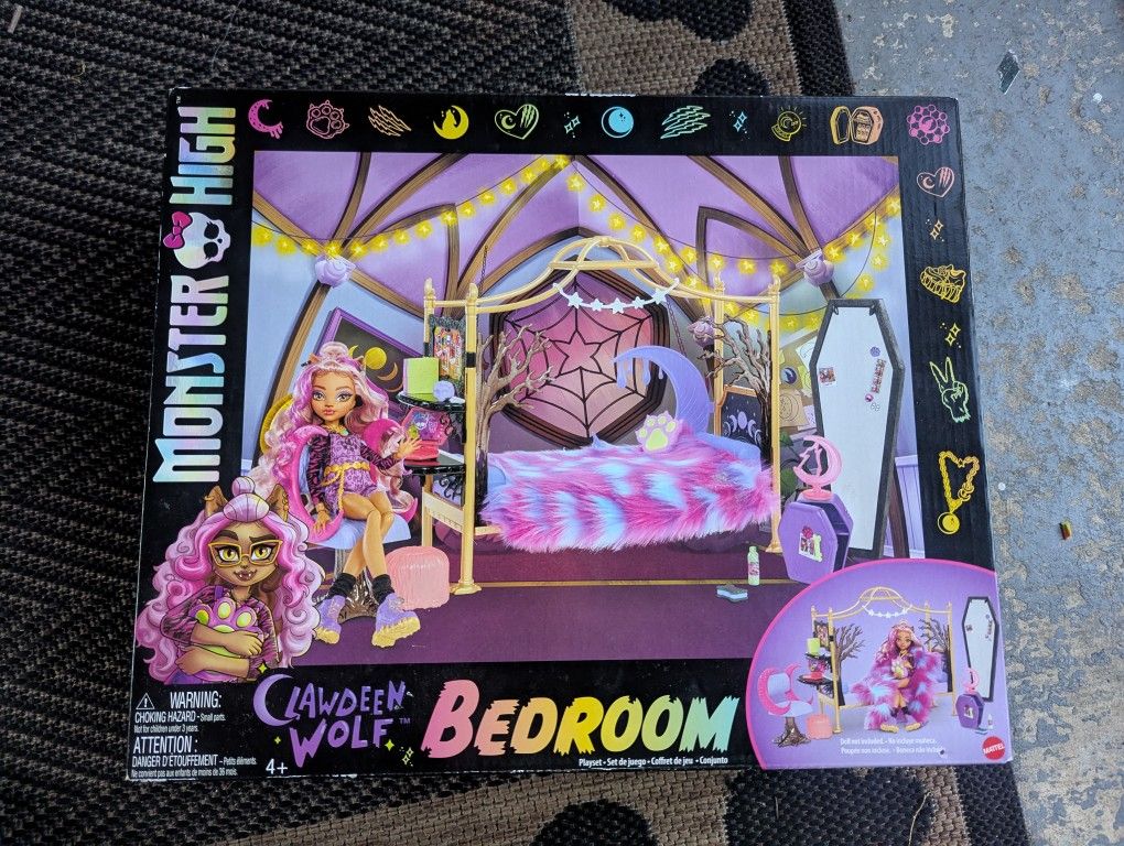 Clawdeen Wolfs Bedroom