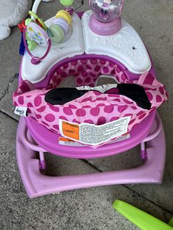 Minnie Mouse Walker
