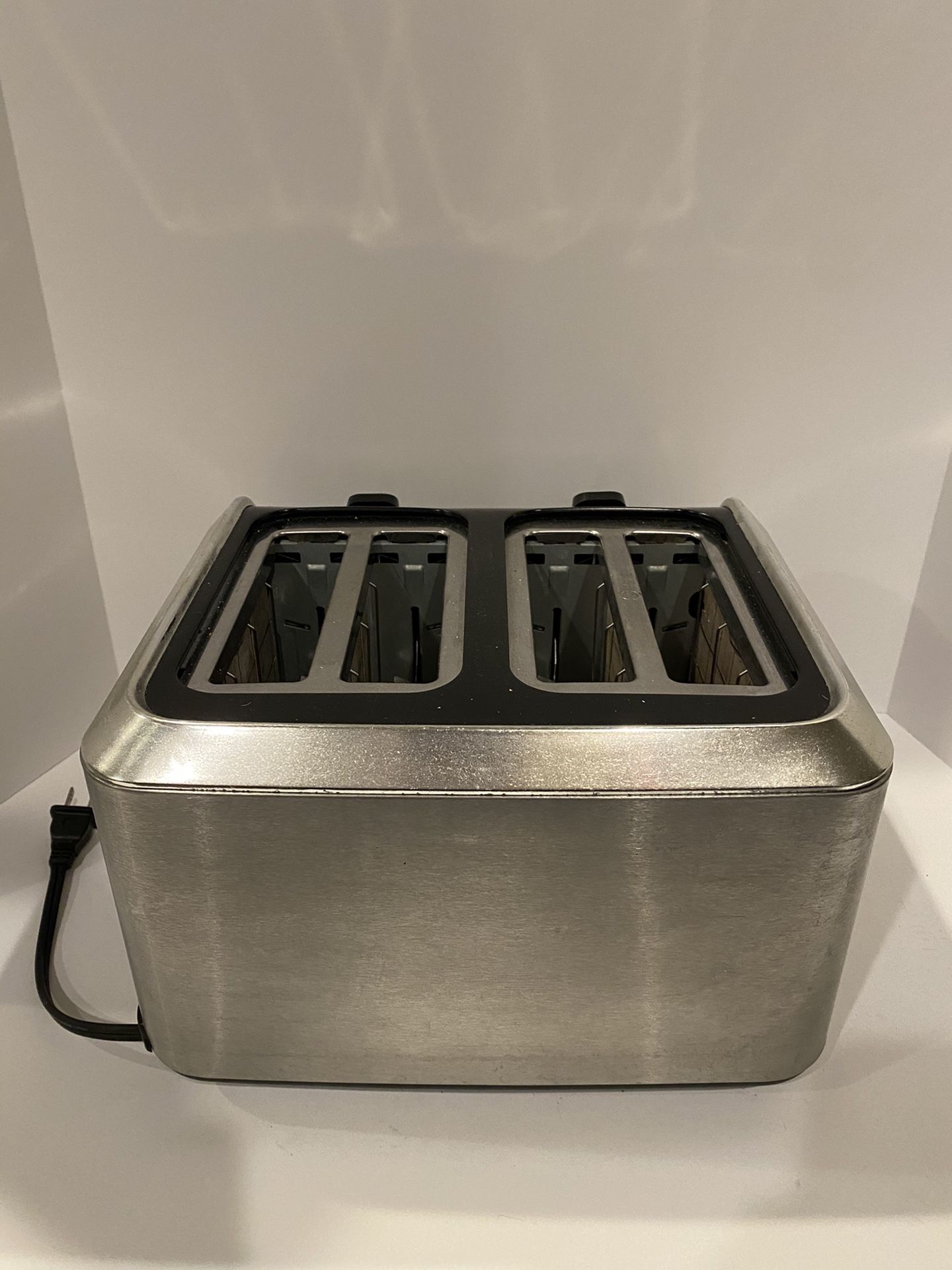 Black And Decked Toaster Stainless Steel Model TR1400SB