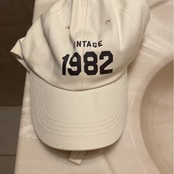 Vintage 1982 Hat