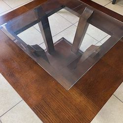 Beautiful Center Living Room Table