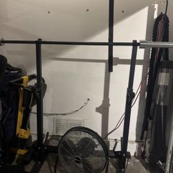 Bench Press/ Squat Rack