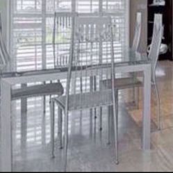 Heavy Made In Italy Modern Frosted Glass Dining Table And Chairs, Expandable To 8 Seater (middle Elevated A Silver Platform )