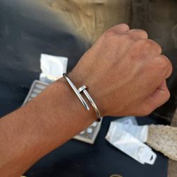 Car'teer Nail Bracelet 