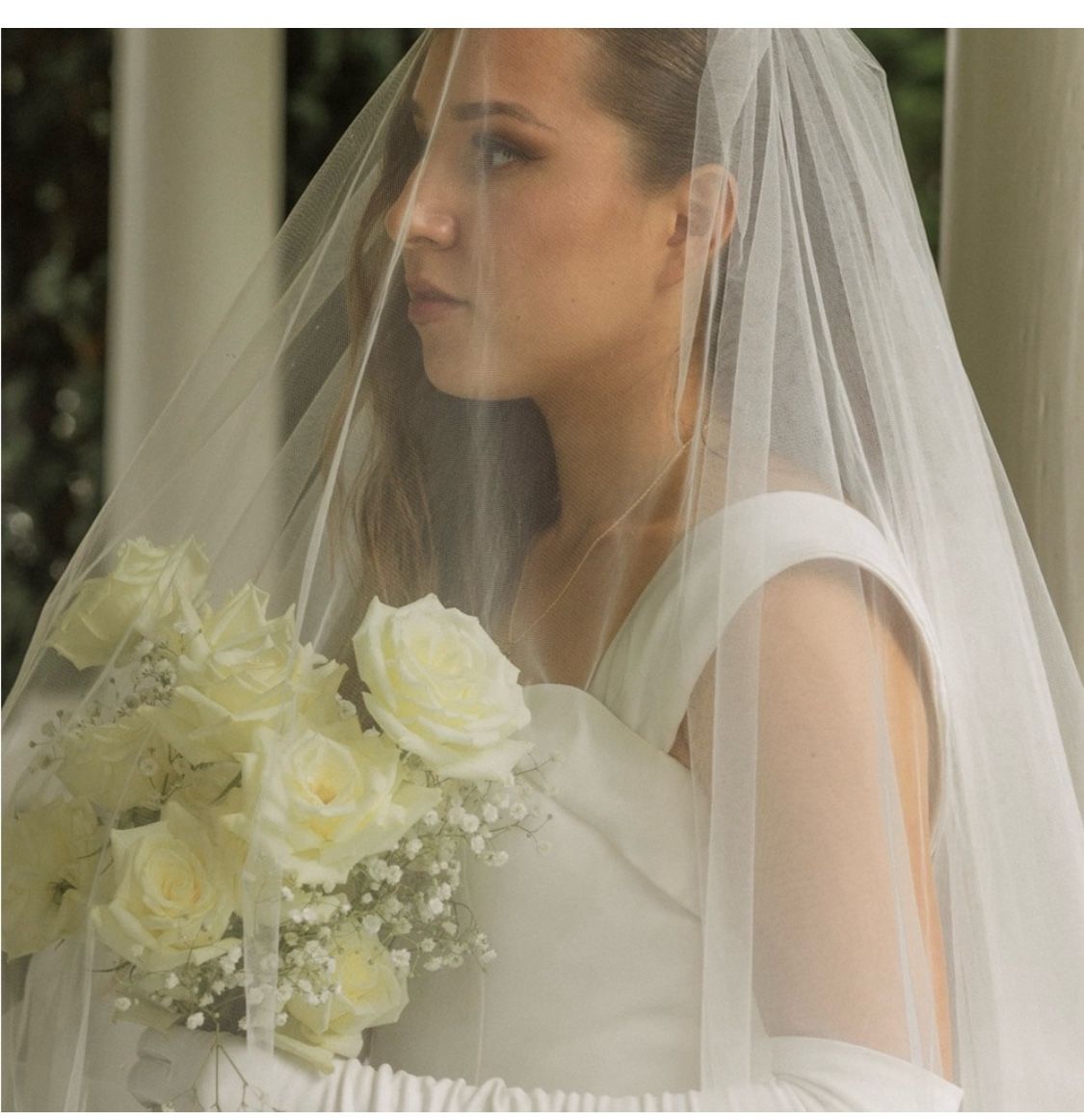 Stunning white wedding flowing veil Two Tiers cathedral Mesh