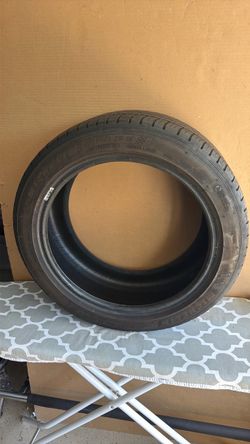 Tesla model 3 tire