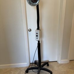 Infrared lamp w/ red bulb