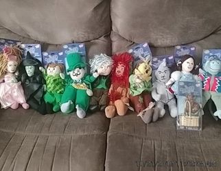 Wizard Of Oz stuffed Replicas