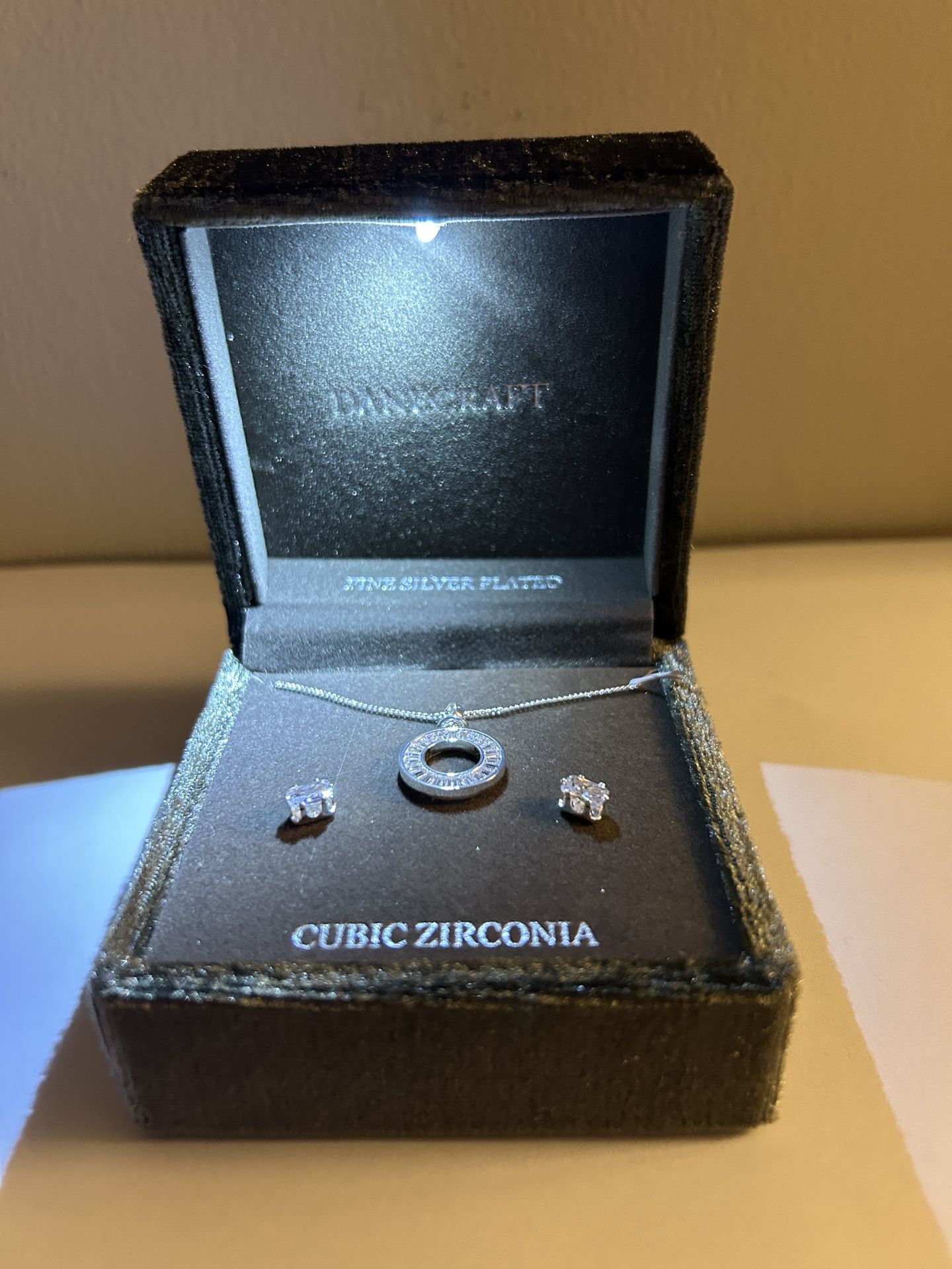 BRAND NEW DANE CRAFT SILVER DIAMOND EARRINGS AND BRACELET SET