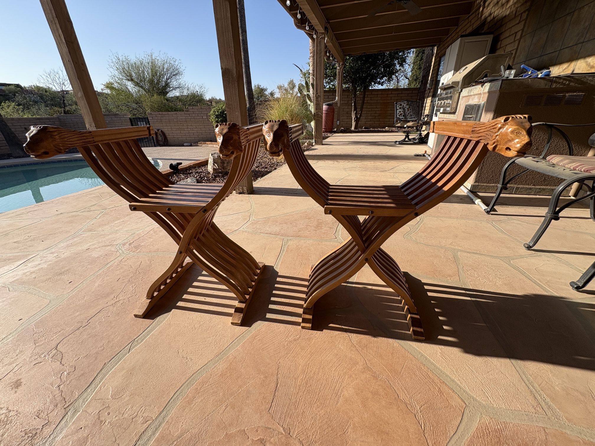 Savonarola armchairs