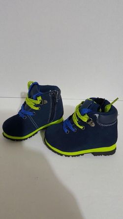 Bass Boots for boys in size 6