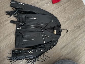 Classic black leather motorcycle jacket women’s small