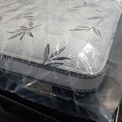 ✨️New Mattress✨️
🟦Pillow top
🔹️All sizes available
🔸️12" inches tall
🟢Queen $199
🔵Full $180
🟣Twin $130
🟡King $330
🟠Cal King $330
🔴Same day de