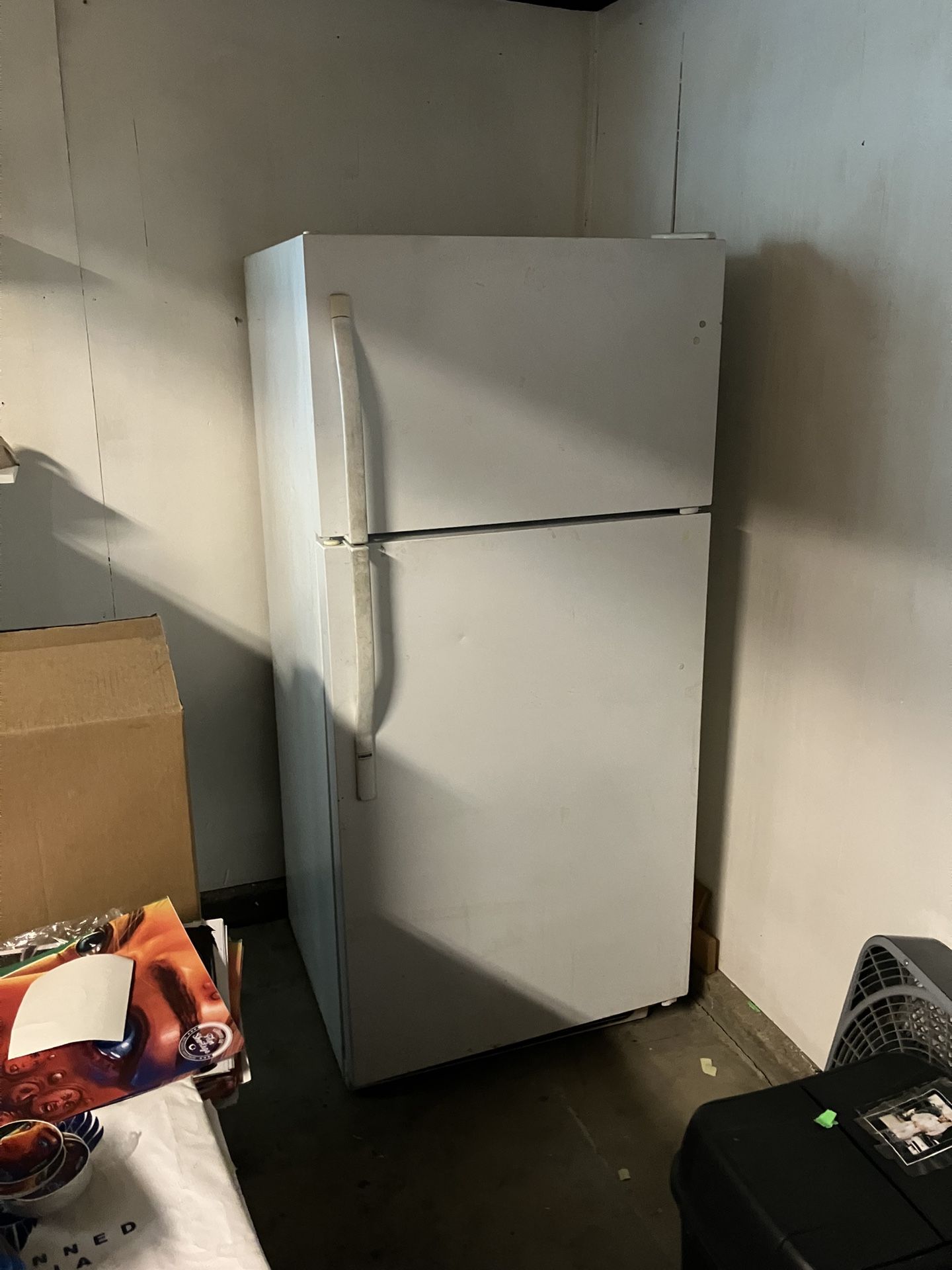 Refrigerator