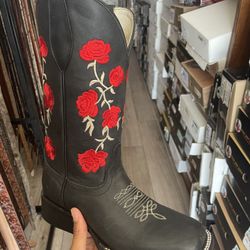 womens western boots