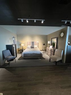 Grey 4PC King Bedroom Set
