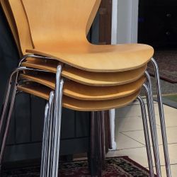 Chairs Stackable Wood Seat With Metal Legs (Like New)
