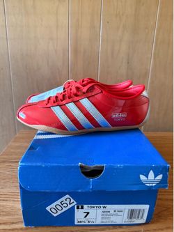 7W Adidas Taekwondo Sneaker Red