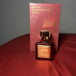 baccarat rouge 540 extrait de parfum spray 2.4oz (70ml) ( 100% authentic)