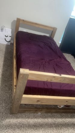 Full bed frame